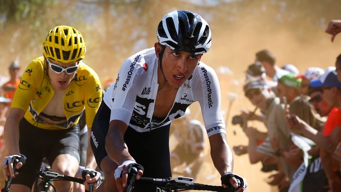 Kolumbijský pretekár stajne Sky Egan bernal počas Tdf 2018..jpg