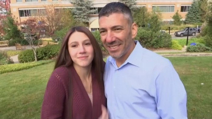 Emma so svojim otcom.