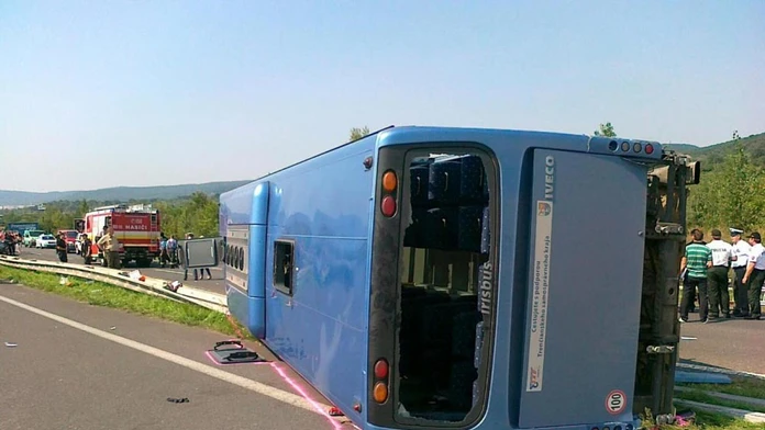 Nehoda autobusu pri Svätom Jure