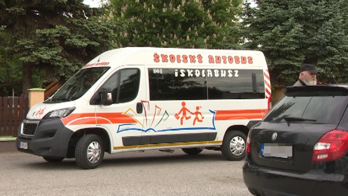 Školský autobus na trase Vojka – Bodíky - Dobrohošť – Rusovce.