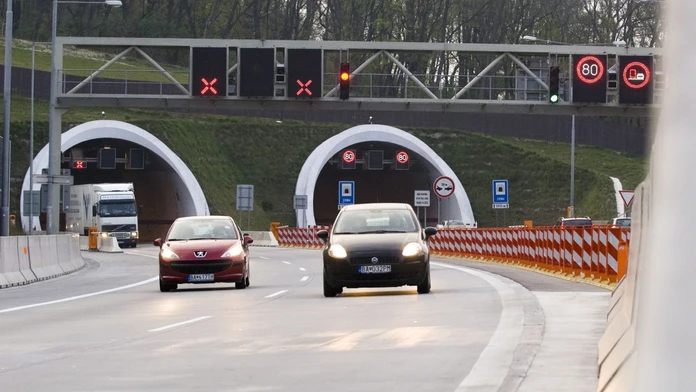 Vodiči, pozor. Tunel Sitina cez víkend v určitých časoch uzatvrú