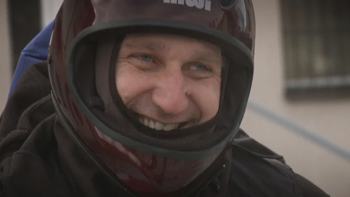 Farár - paraglajdista Andrej Legutký, ktorý skončil po páde v nemocnici.