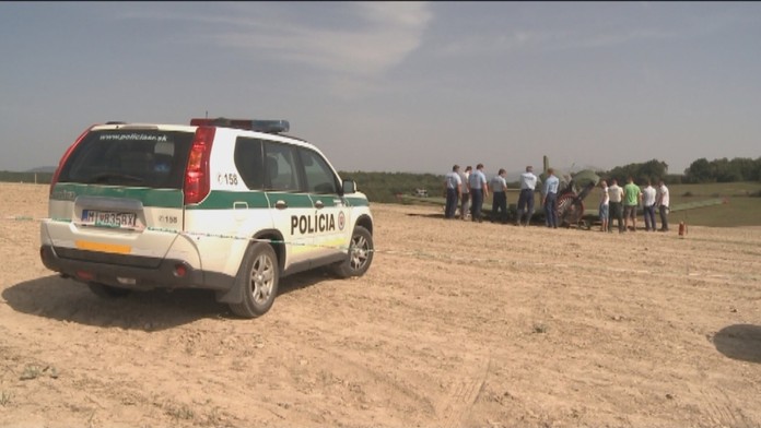 Pašeráci ponad hranicu pašovali drogy aj ľudí