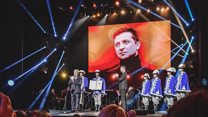 Cenu Alexandra Dubčeka dostal aj ukrajinský prezident.