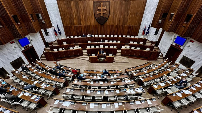 Parlament.