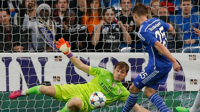 Brankár Iker Casillas na archívnej snímke.