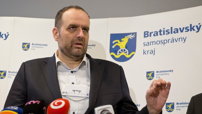 Na snímke Pavol Frešo (predseda Bratislavského samosprávneho kraja)