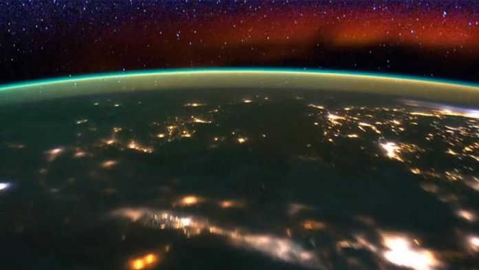 NASA zverejnila nové video našek Zeme.