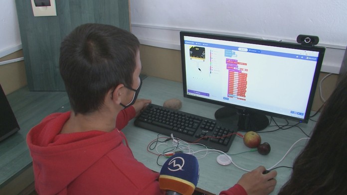 Šikovný programátor.