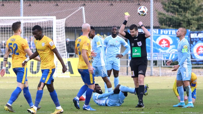VIDEO: Neuveriteľný obrat Slovana! Majster prehrával už 0:3, rozhodujúci gól strelil Weiss