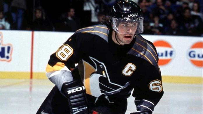 Pocta hodná legendy. Pittsburgh pripravuje slávnostný ceremoniál pre Jaromíra Jágra
