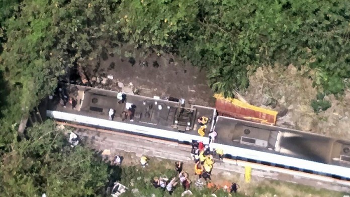 Vykoľajený vlak na Taiwane.