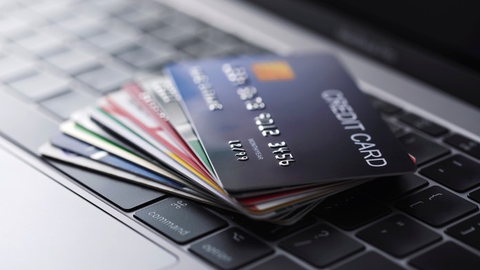 Dve banky počas víkendu odstavia služby. Nepôjde mobilná aplikácia ani internetbanking