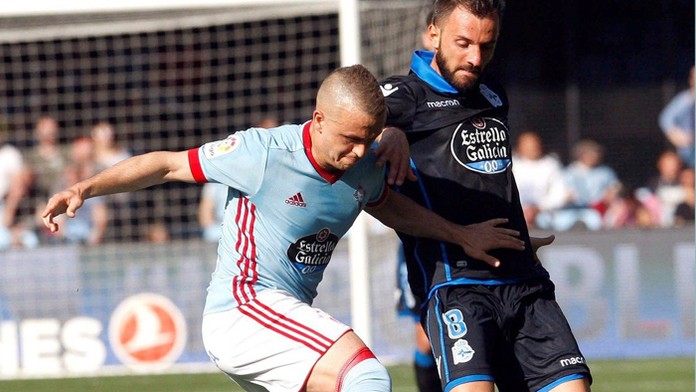 Lobotka v súboji s Colakom.