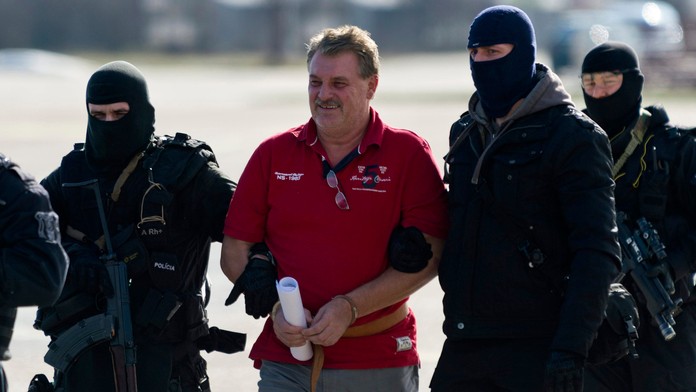 Prílet Viliama Mišenku do Bratislavy - 3