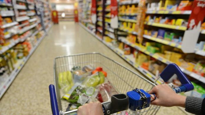 Jeden z reťazcov sťahuje z predaja základnú potravinu. Našli v nej prekročené limity chemickej látky