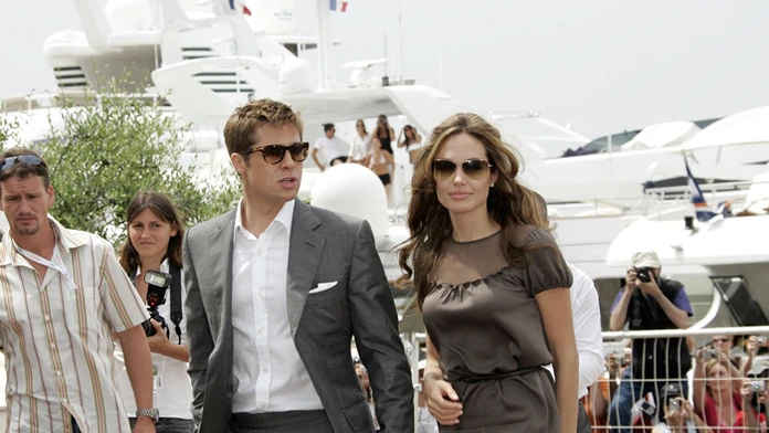 Brad Pitt a Angelina Jolie na archívnej snímke.