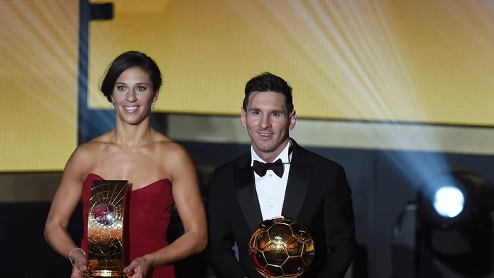 Argentínsky futbalista Lionel Messi a americká futbalistka Carli Lloydová.