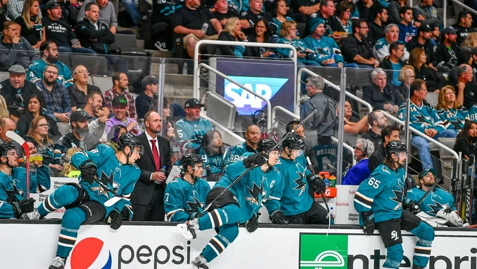 NHL striedanie 