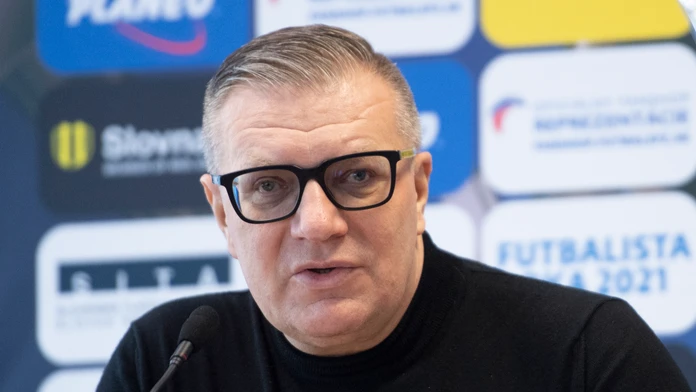 Zmluva s novým trénerom futbalovej reprezentácie je už na spadnutie. Meno oficiálne oznámia o pár dní