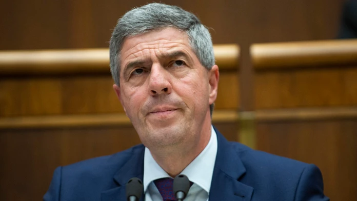 Slovenka Lenka Thompson s manželom