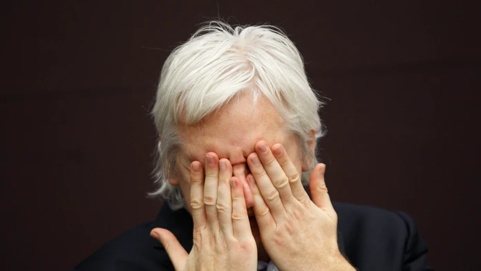 Británia vydá Juliana Assangea do USA. WikiLeaks podá odvolanie