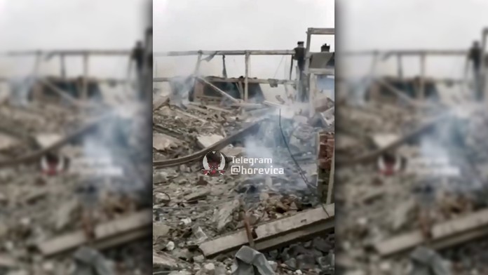 Ukrajinci hlásia, že pri jedinom útoku HIMARSov na kasárne v Makijivke zabili 400 ruských vojakov