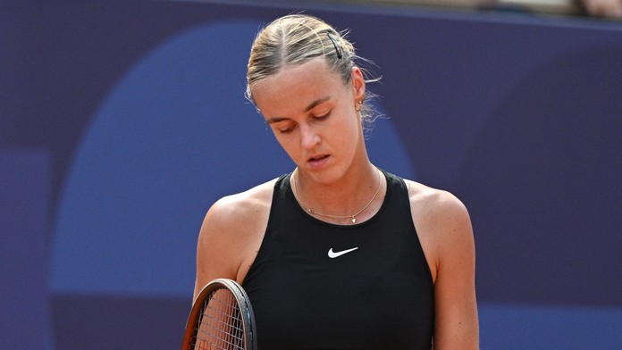 FOTO: Životný turnaj sa medailou neskončil. Svetová jednotka bola nad sily Schmiedlovej. Slovenka aj tak môže byť spokojná