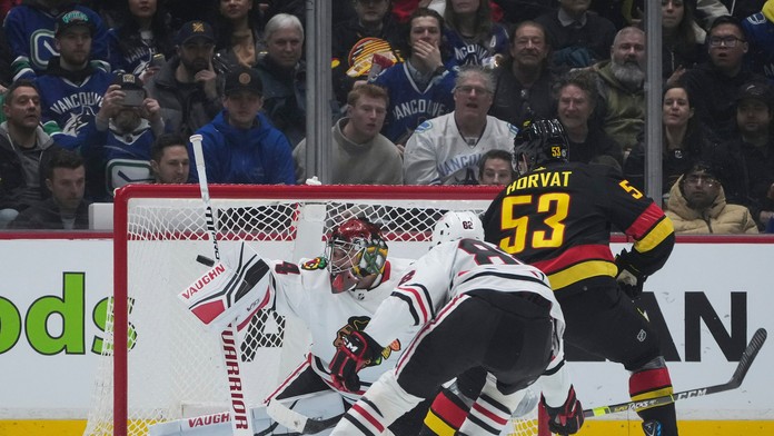 Hviezdna posila Islanders si zaistila budúcnosť. Horvat podpísal dlhoročný kontrakt