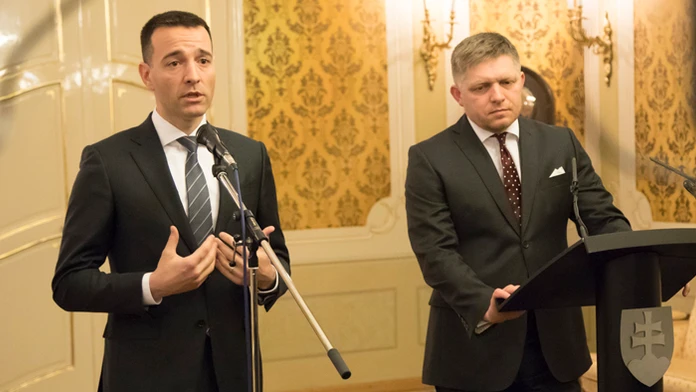 Minister zdravotníctva Tomáš Drucker a premiér Robert Fico.