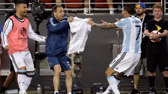 Argentínski futbaloví reprezentanti úspešne vstúpili do 45. ročníka Copa America. 