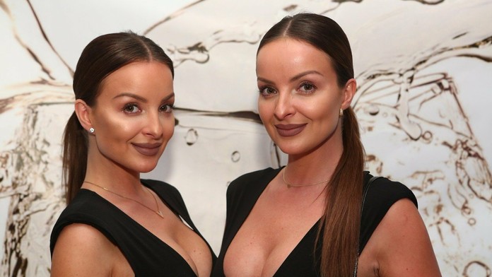 Daniela Nízlová s neznámym fešákom