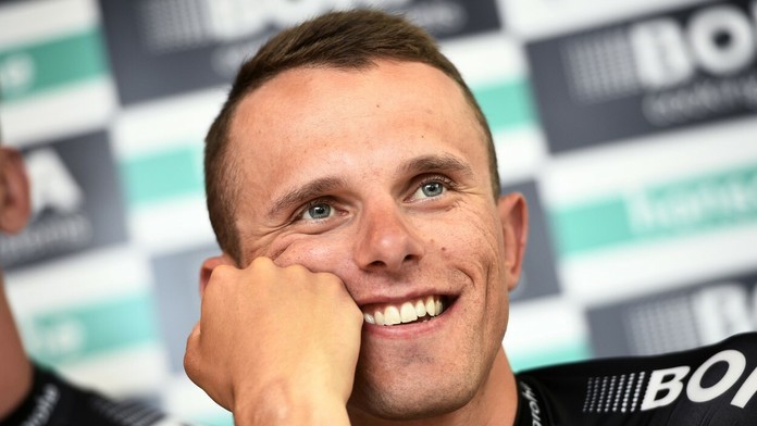 Bore sa rúcajú plány, po Saganovi skončil aj druhý líder Majka