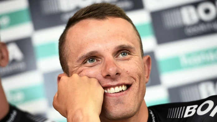 Bore sa rúcajú plány, po Saganovi skončil aj druhý líder Majka