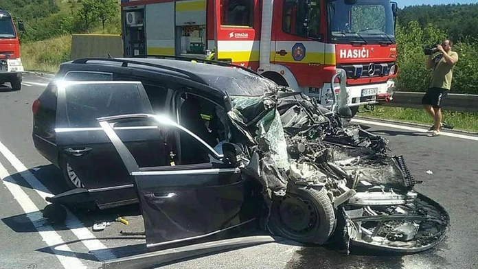 Vážna nehoda sa stala pri Rimavskej Sobote.
