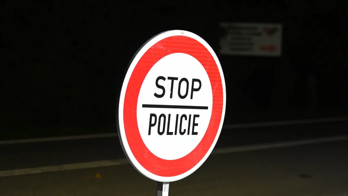Česká armáda posiela pomoc na hranice so Slovenskom, kontroly budú robiť dlhšie ako plánovali