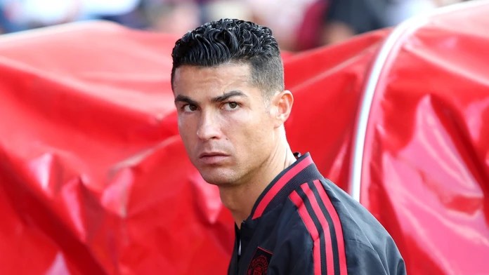 Manchester United sa chystá žalovať Ronalda za porušenie zmluvy. Jeho dni v klube sú zrejme zrátané