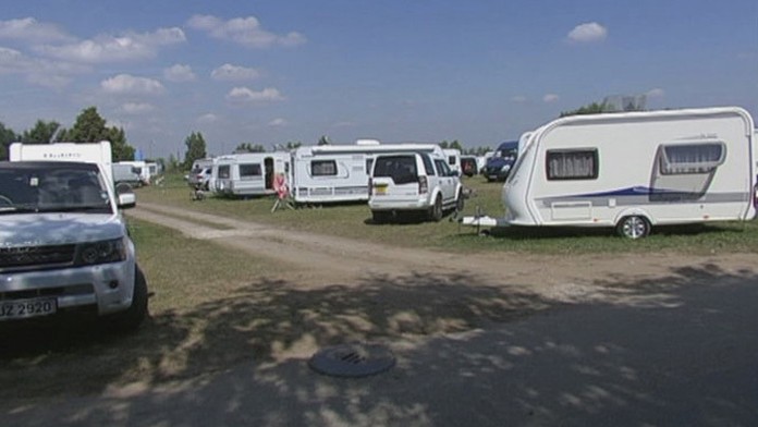 Írski Rómovia na Seneckých jazerách.