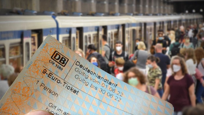 Nemecko spúšťa najväčší experiment vo verejnej doprave. Nemci budú cestovať za desatinu pôvodnej ceny