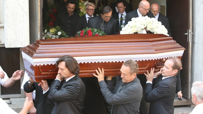 Posledná rozlúčka s Ladislavom Chudíkom v SND.