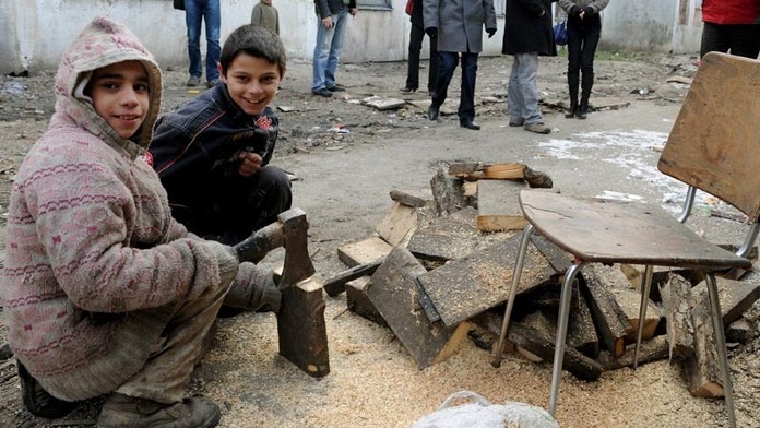Angi Mlyn, rómska osada.