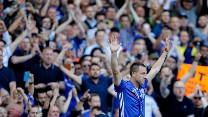 John Terry sa lúči s 23-ročnou kariérou v drese londýnskej Chelsea.