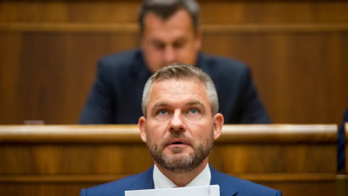 Pozostatky nezvestného muža našli v aute na dne jazera.