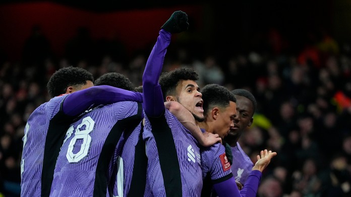 FA Cup: Liverpool v šlágri zdolal Arsenal, Manchester City postúpil bez problémov