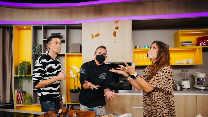 Šéfkuchár Milo Pabiš s moderátormi Telerána.