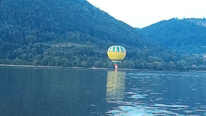 19 PB Balon vo vode.transferweb_jpg_bez_watermarku_1.jpg