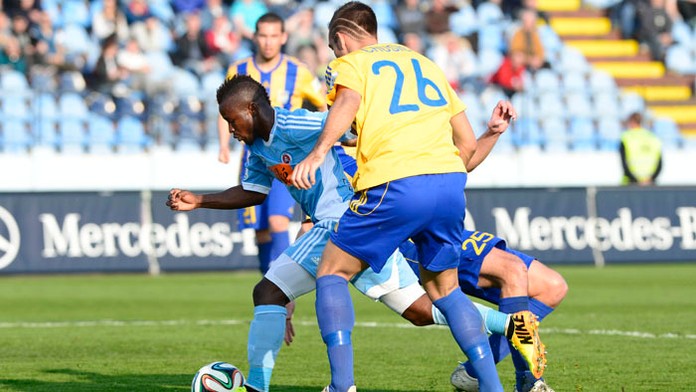 Archívna snímka zo zápasu Slovan - DAC Dunajská Streda.