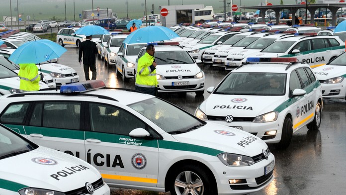 Policajné autá