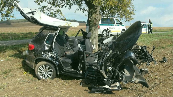 Laň na ceste spôsobila tragédiu.