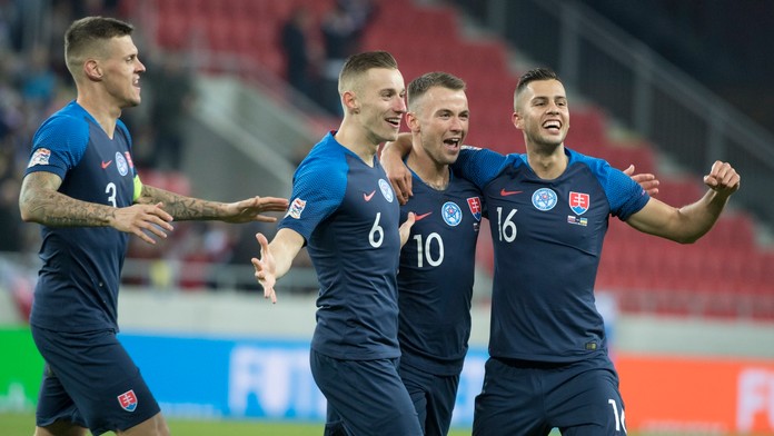 Na snímke sprava David Hancko, Albert Rusnák, Ján Greguš a Martin Škrtel sa radujú po strelení gólu.